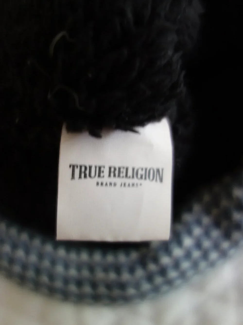 TRUE RELIGION Knit Beanie